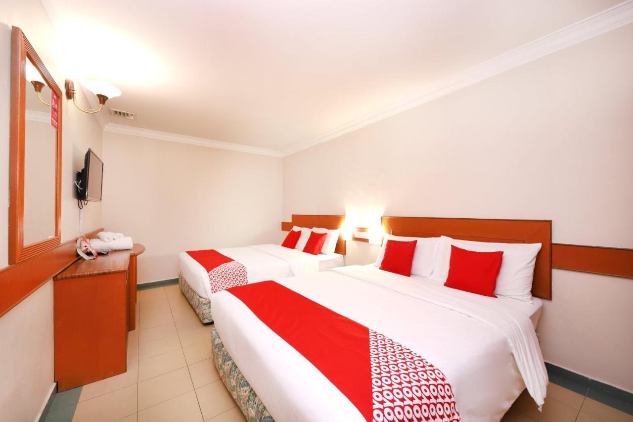 Oyo 764 Hotel Famous Inn Malacca Eksteriør billede